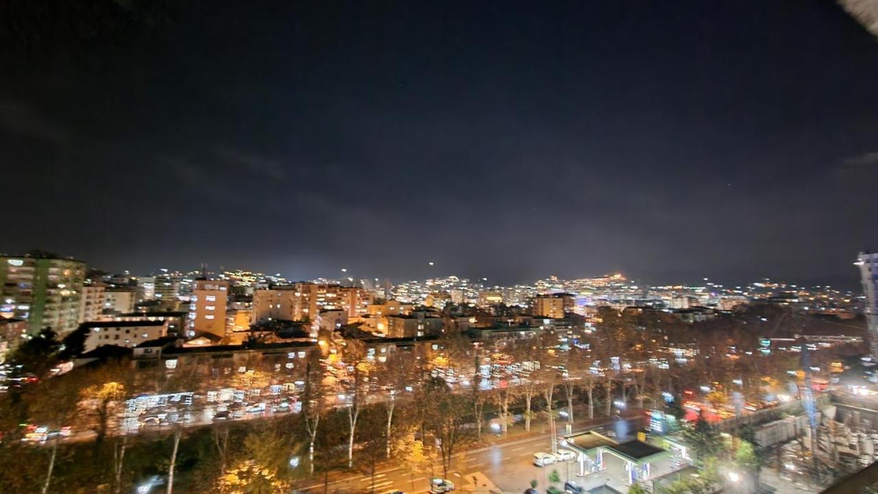 Sky Apartament. Bllok District Tiranë Ngoại thất bức ảnh