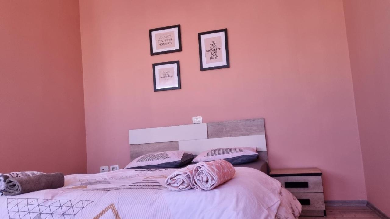 Sky Apartament. Bllok District Tiranë Ngoại thất bức ảnh