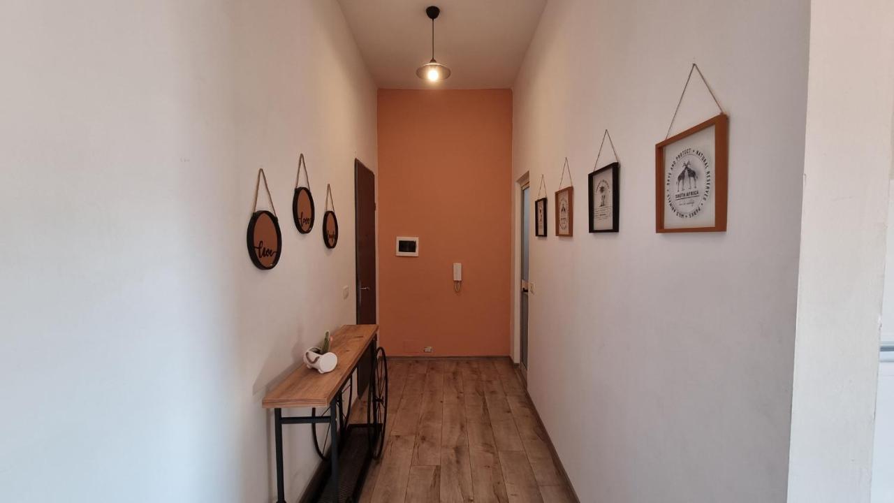 Sky Apartament. Bllok District Tiranë Ngoại thất bức ảnh
